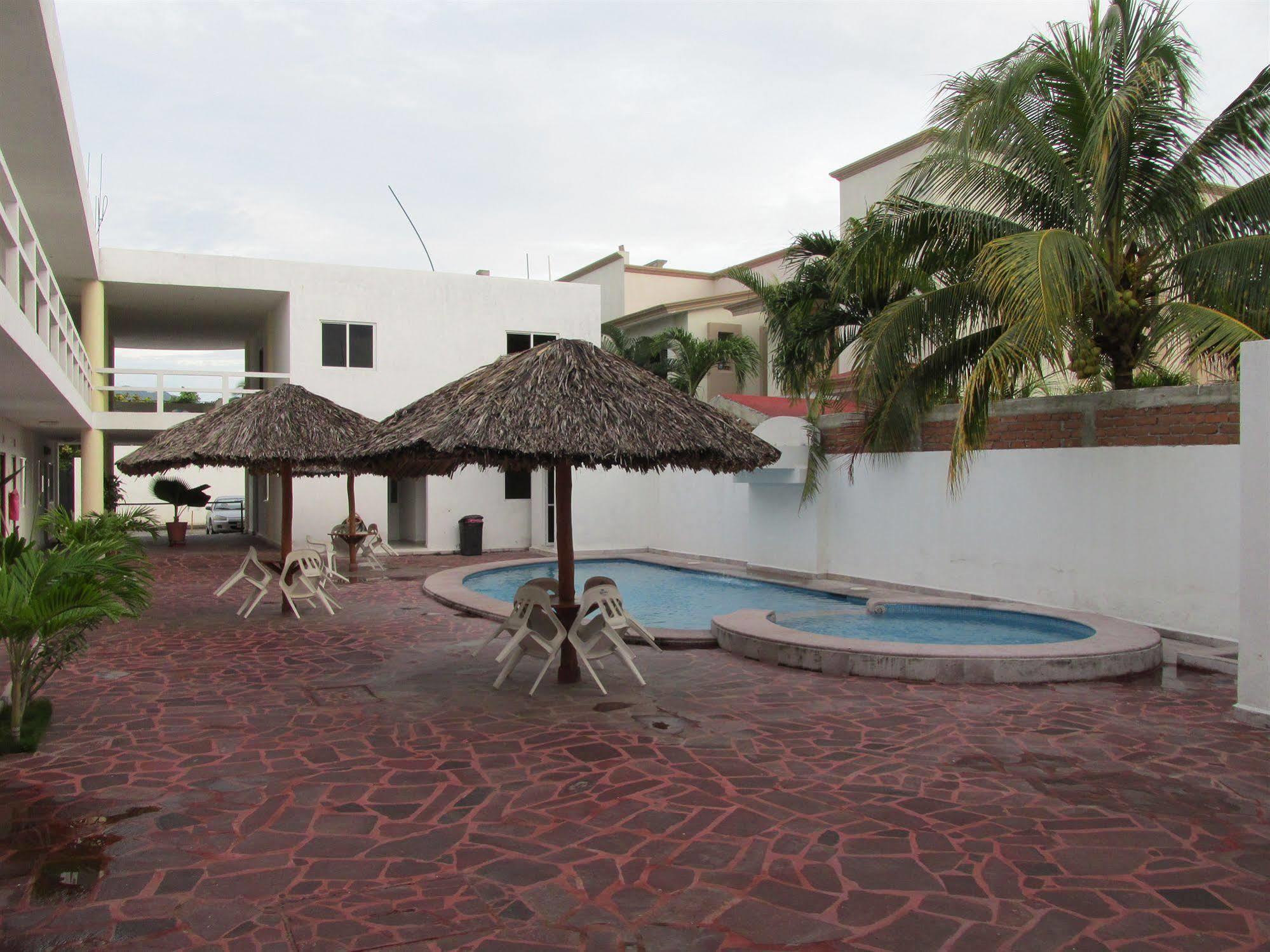 Hotel Albatros Palace Manzanillo Extérieur photo